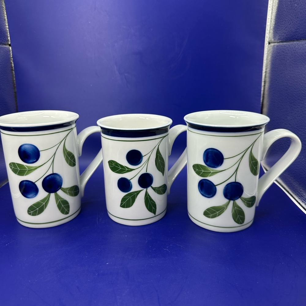Dansk Blueberry Design Ceramic Mugs - Set of 3